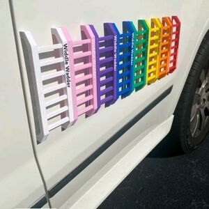 Widdle Waddle Black Ladder